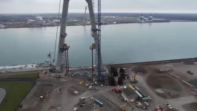 Connecting_Our_World__The_Greatest_Bridges_Ever_Constructed(360p)