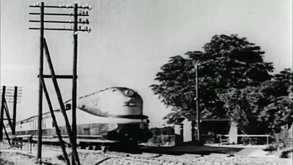 Combat.Trains.S01E07.World.War.One.WEB.h264-CAFFEiNE